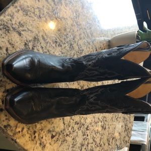 Leather cowgirl boots